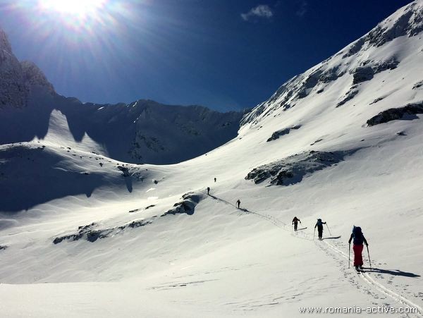 winter ski touring fagaras 600